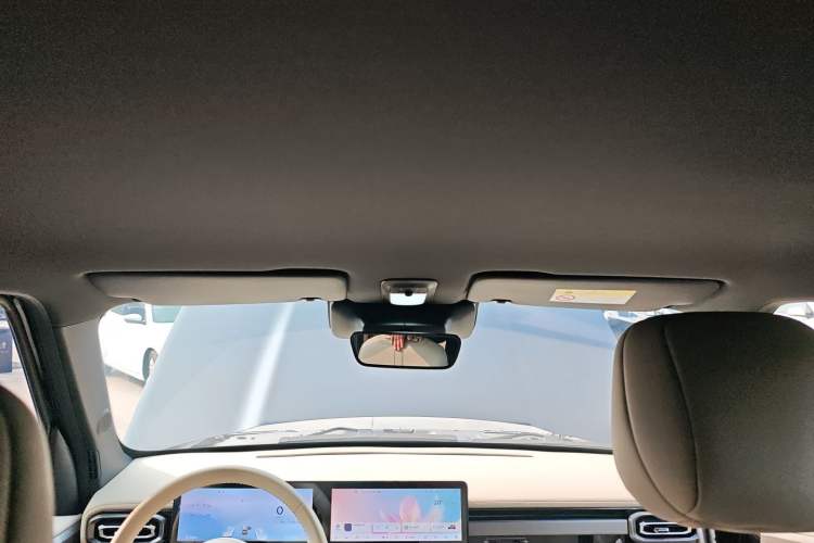 Used Baojun Spark 2023 Intelligent Premium Edition Headliner