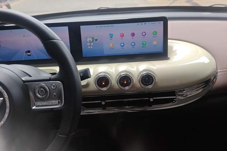 Used Wuling Bingo 2023 333 km Lingxi Connected+ Version