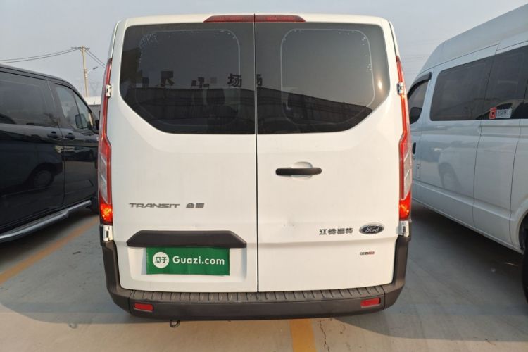 Used Ford Transit 2020 2.0T Diesel Multi-Function Commercial Vehicle Mid-Chassis Low-Roof Design with Dual Rear Doors Meeting China VI Emission Standards