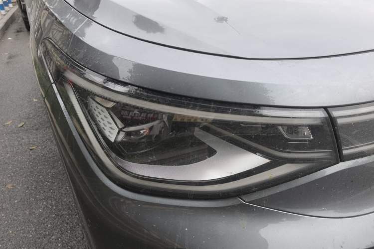 Used Volkswagen ID.6 X 2021 Pro Smart Long-Range Edition Right Front Headlight