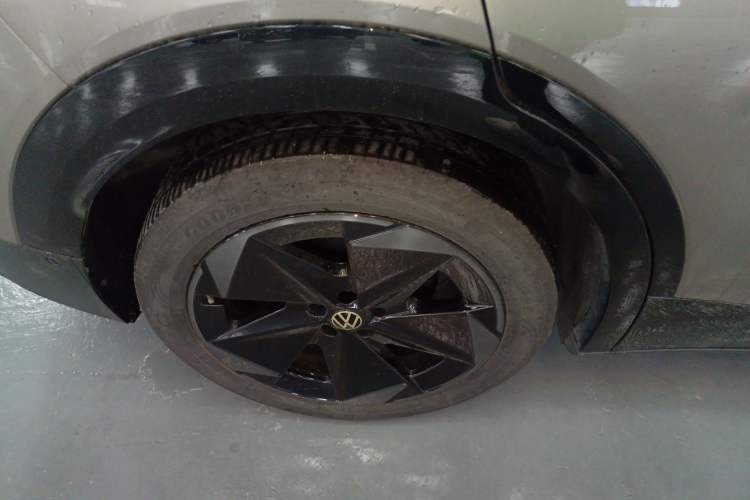 Used Volkswagen ID.UNYX 2024 Pro Long-Range Version
