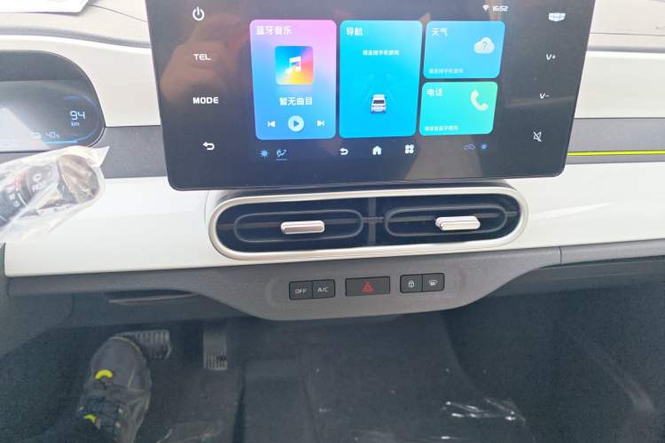 Used Geely Galaxy Panda 2025 210 km – Yuanqi Bear Audio And AC Panel