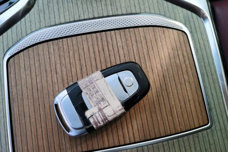 Used Hongqi E-HS9 2022 660 km Range Flagway Edition Six Seats Interior 1