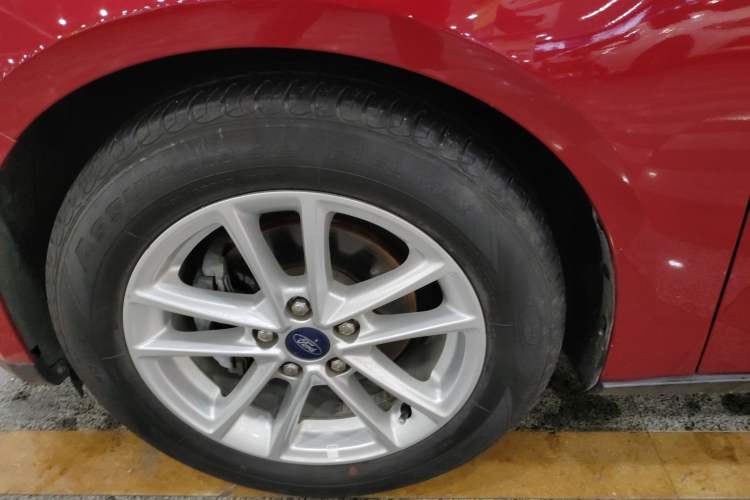 Used Ford Focus 2015 Sedan 1.6L Automatic Trend Model