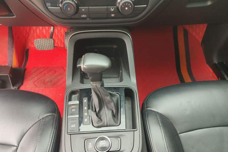 Used Qoros 5 2018 1.6T Automatic Leading Model
