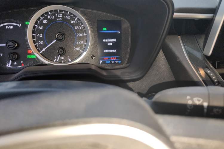 Used Toyota Corolla 2021 Dual-Motor 1.8L E-CVT Elite Edition
