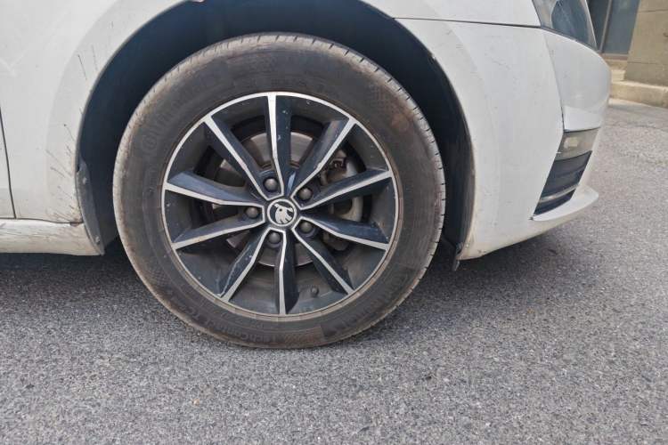 Used Skoda Octavia 2016 TSI280 DSG Smart Drive Edition
