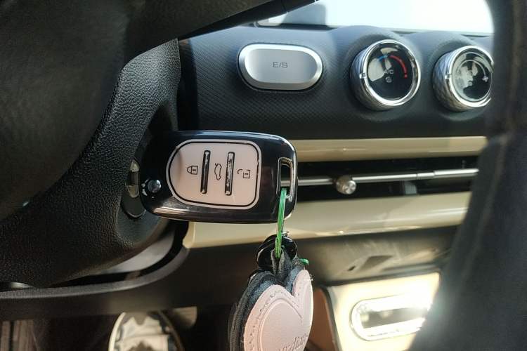 Used Wuling Bingo 2023 203km Light Edition
