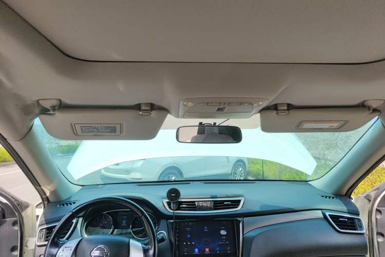 Used Nissan X-Trail 2014 2.0L CVT Comfort Edition 2WD Headliner