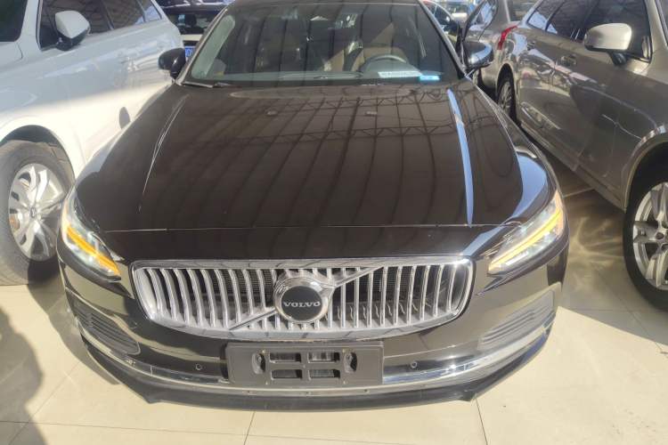 Used Volvo S90 New Energy 2025 Plug-in Hybrid Four-Wheel Drive Long-Range Zhiyi Luxury Edition Front