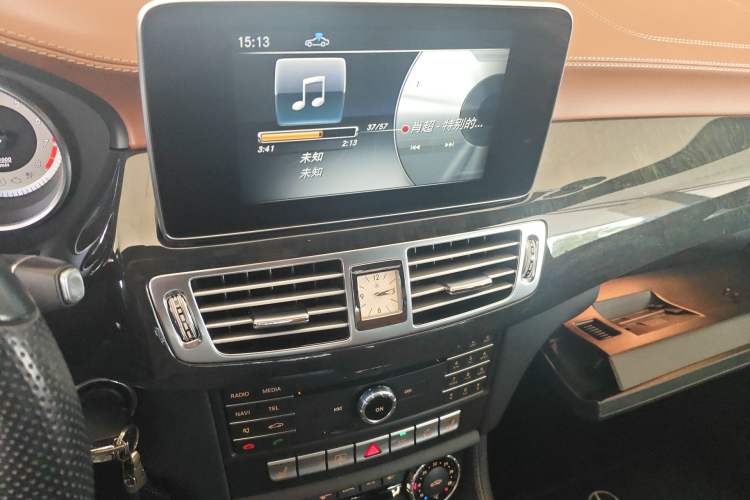 Used Mercedes-Benz CLS 2017 CLS 320 Elegant Edition Audio And AC Panel