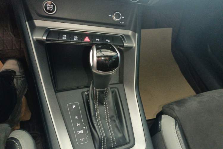 Used Audi Q3 2021 35 TFSI Fashion Dynamic Model