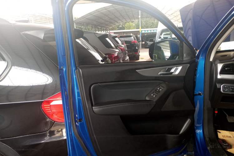 Used Great Wall Poer 2021 2.0T Commercial Version Manual Diesel Two-Wheel Drive Elite Long-Box GW4D20M
