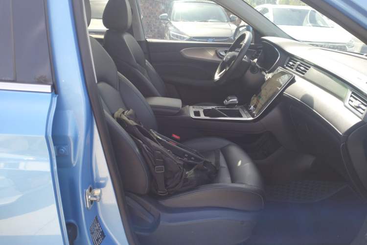 Used Roewe RX5 2020 PLUS 300TGI Automatic Ali National Trend Flagship Edition