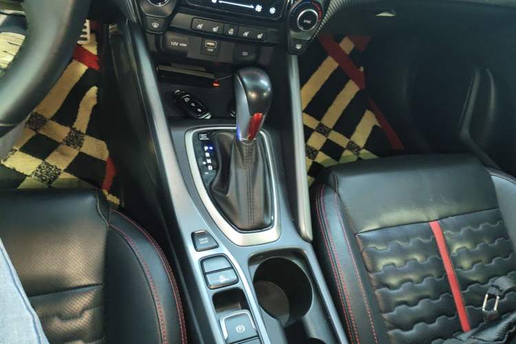 Used Hyundai Lafesta 2019 280TGDi Sport Edition China VI Gear Lever