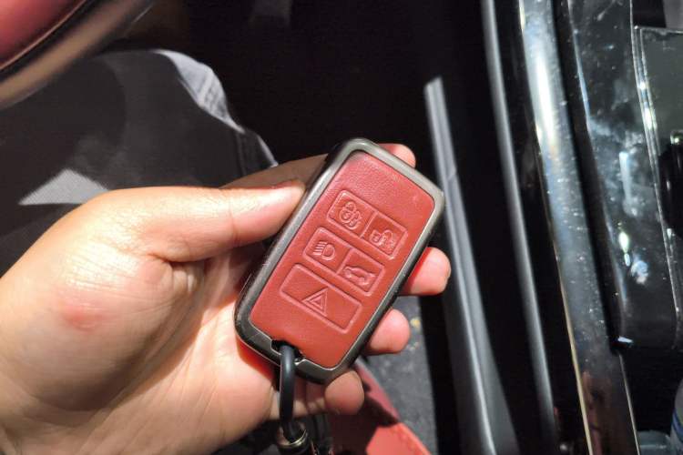 Used Land Rover Range Sport 2024 400PS Dynamic SE
