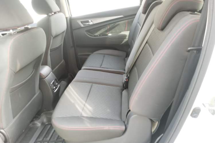Used CHANGAN KAICHENG Oushang A600 2017 1.5L Manual Standard Edition Left Rear Seat
