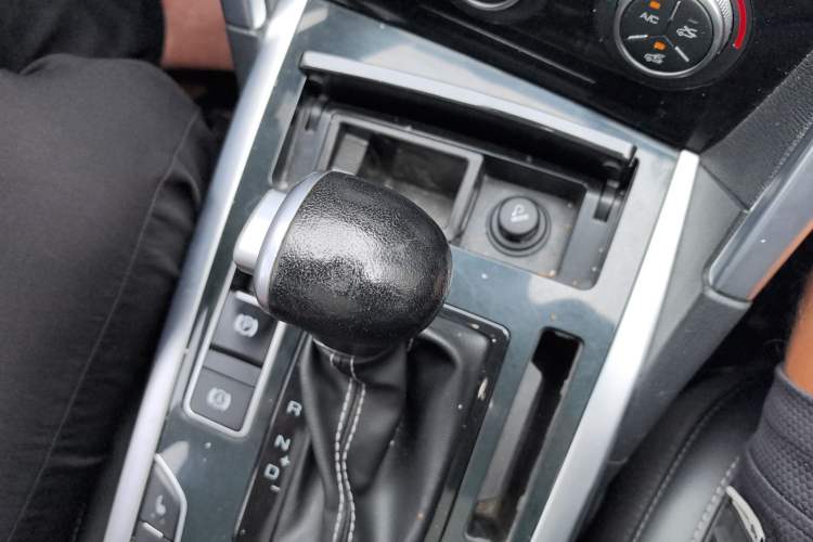 Used Haval H7 2019 2.0T Smart Enjoyment Version China V Standard Gear Lever