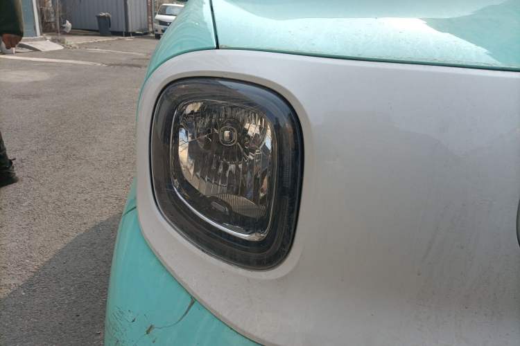 Used Bestune Pony 2024 170km Vitality Horse Right Front Headlight