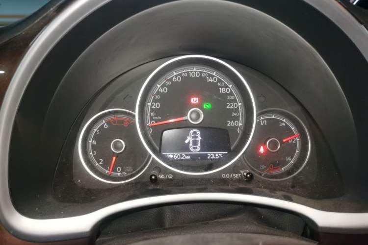 Used Volkswagen Beetle 2017 180TSI Shangle Edition Instrument Cluster