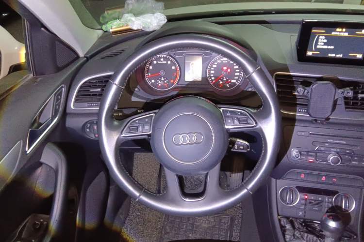 Used Audi Q3 2018 30th Anniversary Edition 30 TFSI Fashion Model
