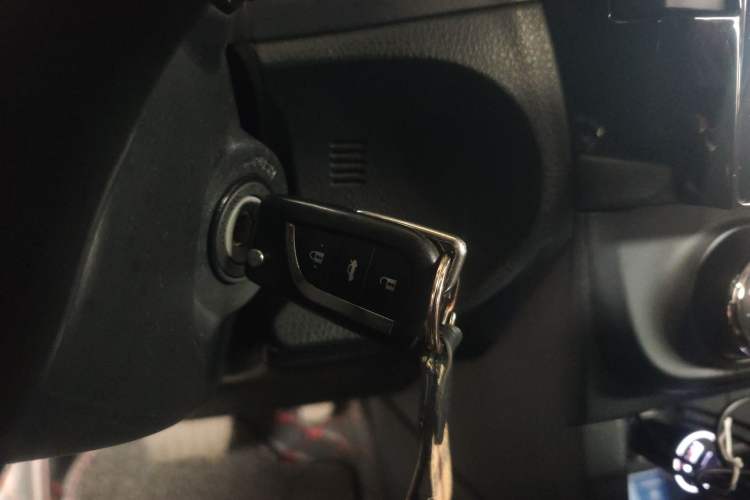 Used Toyota Levin 2017 Revised Version 185T CVT Elite Edition China VI Standard
