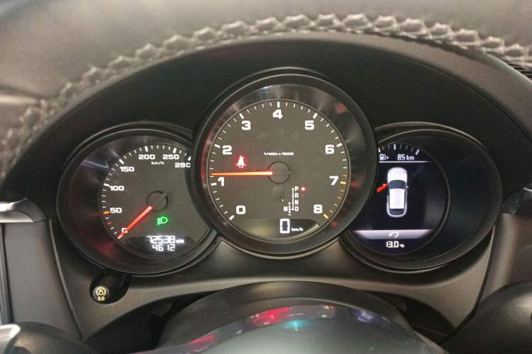 Used Porsche Macan 2018 Macan 2.0T