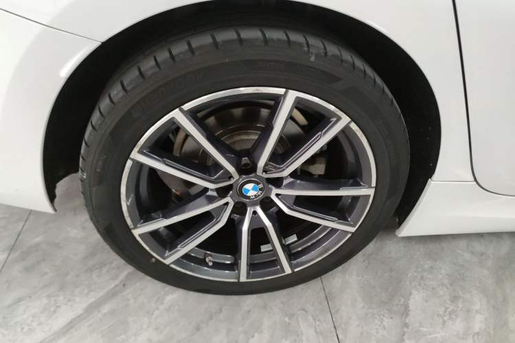 Used BMW 3 Series 2023 325Li M Sport Package Right Rear Wheel Hub