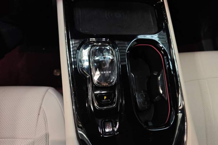 Used Zeekr 009 2022 WE Edition Gear Lever