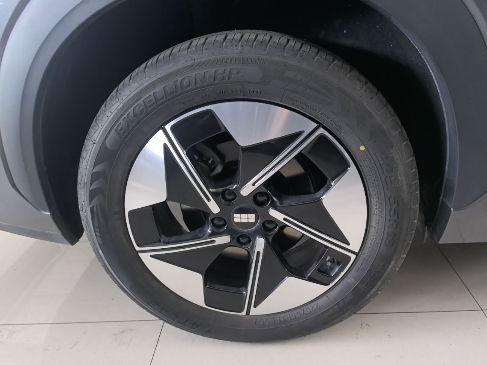 Geely Galaxy E5 2026 Model 610km Exploration+ Edition — снимка 11