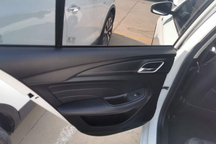 Used Roewe i5 2019 1.5L Manual 4G Connect Leehao Flagship Edition