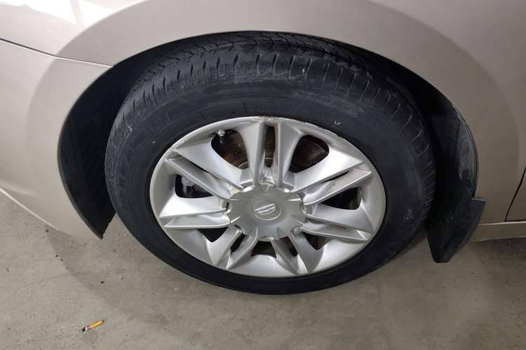 Used Geely Auto Emgrand GT 2015 1.8T Luxury Model Left Front Wheel Hub