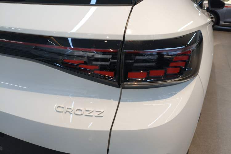 Used Volkswagen ID.4 CROZZ 2024 Pure Edition Limited Edition Exterior 3