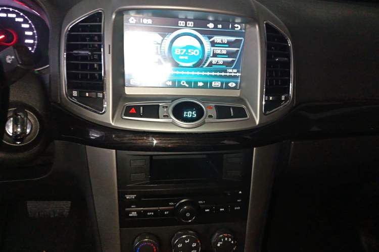 Used Chevrolet Captiva 2015 2.4L Two-Wheel Drive Urban Version 7 Seats
