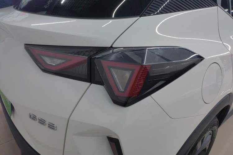 Used GAC Trumpchi GS3 2025 Shadow Speed 270T Enjoyment Edition Soaring to New Heights Right Rear Taillight