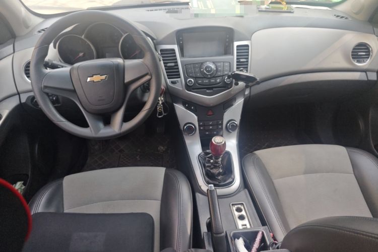 Used Chevrolet Cruze 2013 1.6L SL Sunroof Edition MT
