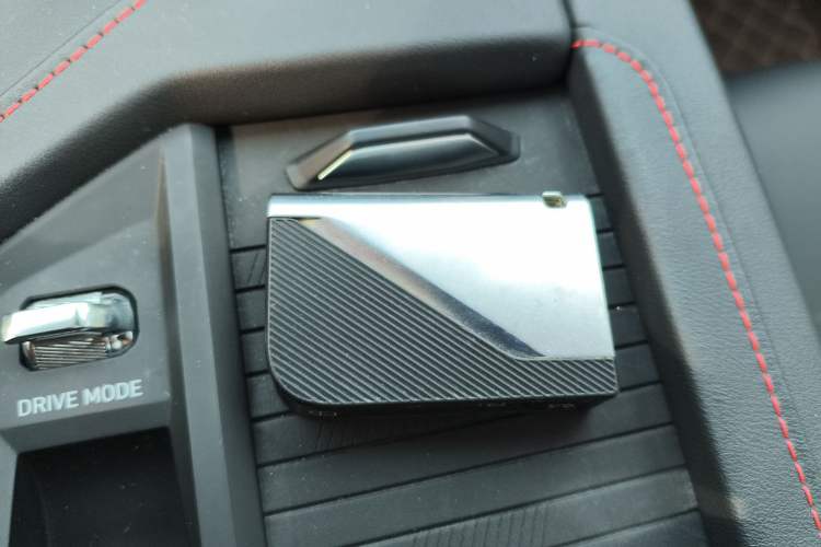 Used Lynk & Co 06 2021 1.5T Shero Pink Special Edition
