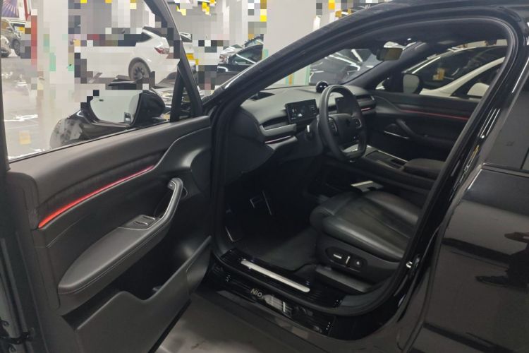 Used Nio ES8 2023 75 kWh Driver Seat