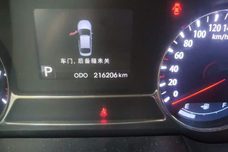 Used Kia K5 2011 2.0L Automatic DLX