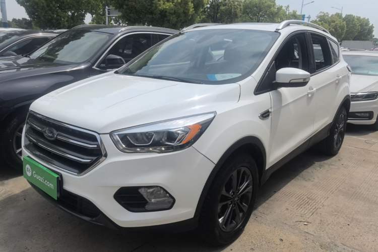 Used Ford Kuga 2019 EcoBoost 180 Two-Wheel-Drive Platinum Edition China VI Standard