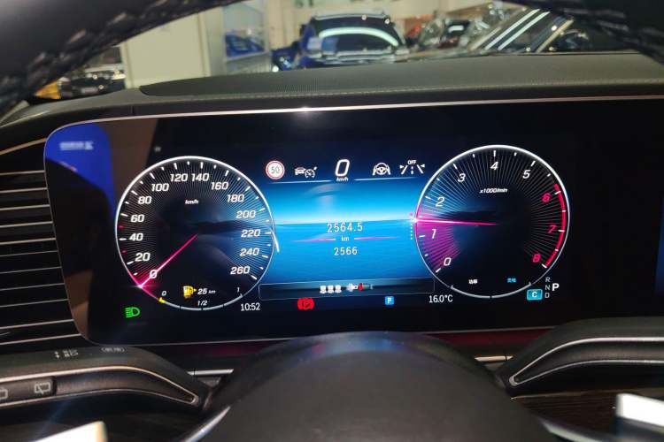 Used Mercedes-Benz GLE 2025 GLE 350 4MATIC Stylish Model
