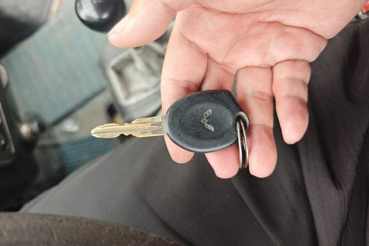 Used Wuling Rongguang 2011 1.2L Base Version