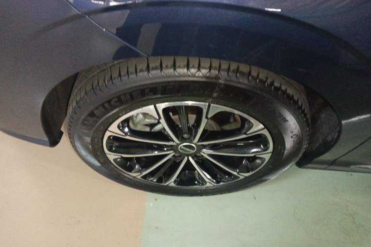 Used Roewe iMAX8 2021 400TGI Supreme Series Prestige Edition