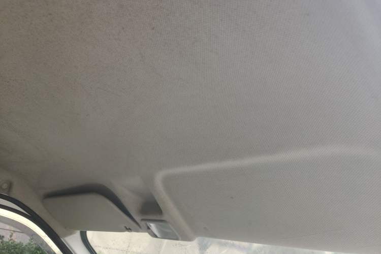 Used Wuling Yangguang 2024 300km Range Practical Window-Sealed Version 60kW
