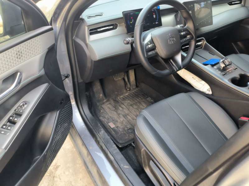Used BYD Qin PLUS 2025 DM-i Smart Drive 55KM Leading Model — 12