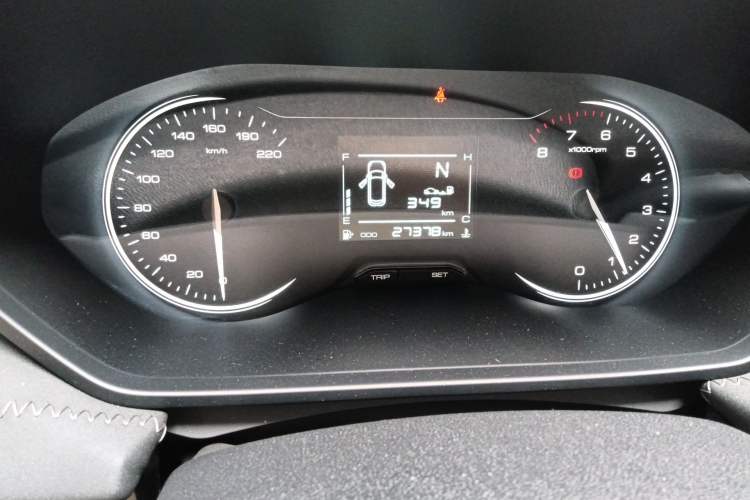 Used Wuling Alvez 2022 1.5L Manual Comfort Version