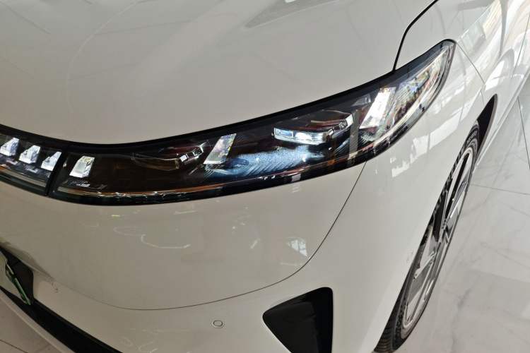 Used Dongfeng eπ eπ008 2025 210 Ultra LikeYi Edition 5-Seater