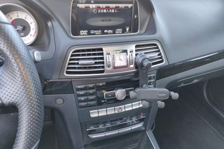 Used Mercedes-Benz E-Class 2014 E 260 Coupe Audio And AC Panel