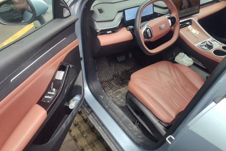 Used Geely Galaxy L6 2025 EM-i 140km Starship Edition