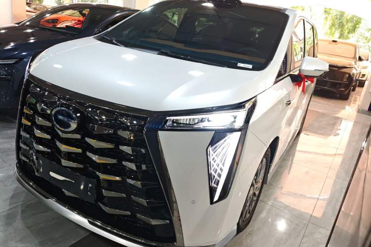 Used GAC Trumpchi Xiangwang M8 2025 Kunkun Series Ultra First-Class Cabin